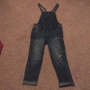 Aeropostale ripped overalls